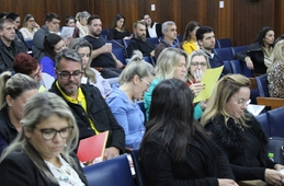 Tutores e Coordenadores participam de Formação Continuada