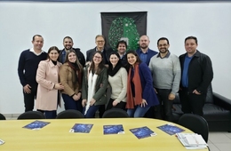 Egressos do curso de Sistemas de Informação participam do projeto Trocando Ideias