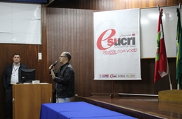 Acadêmicos de Engenharia Civil participam de palestra sobre processos construtivos