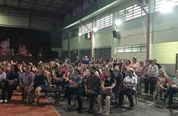  Coordenador de Engenharia Civil apresenta projeto aos pais do Colégio Lapagesse