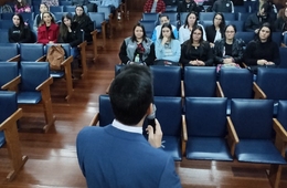 Egresso de Direito retorna as Faculdades Esucri para ministrar palestra 