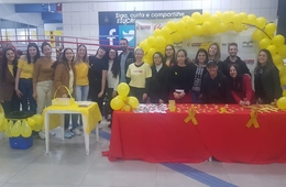 Curso de Enfermagem da Esucri realiza ação em alusão ao Setembro Amarelo