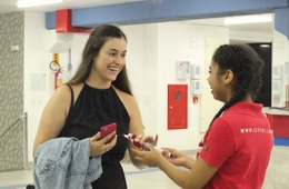 Volta às aulas: com música, presentes e muita emoção, estudantes iniciam ano letivo na Esucri