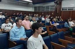 Campanha publicitária é tema de palestra para dois cursos das Faculdades Esucri