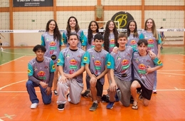 Em evento festivo, Vôlei APAV entrega mais de 200 uniformes para novos atletas
