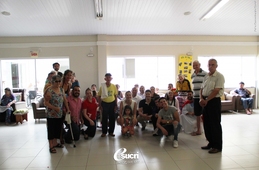 Acadêmicos levam dança e alegria ao Asilo São Vicente de Paulo