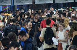 Volta às aulas na Esucri reúne estudantes em momento de integração