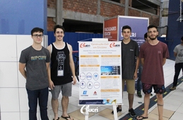 Acadêmicos de Engenharia Civil apresentam trabalho de Estatística