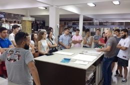 Acadêmicos de Arquitetura e Urbanismo têm aula técnica sobre cerâmica